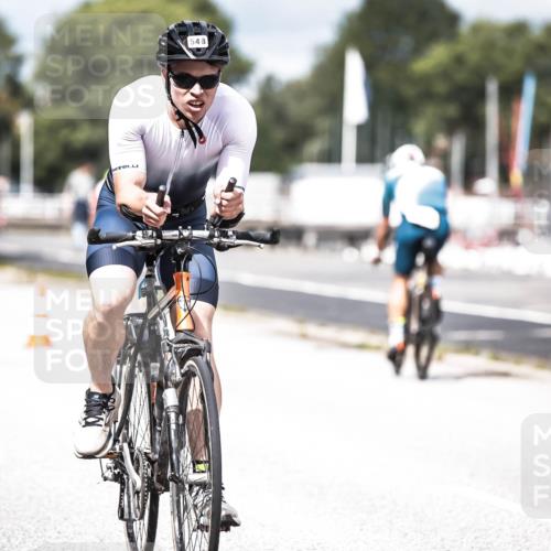 16.08.2026 - KN Förde Triathlon 2026 H.Heesch http://msf.ph/oto/9982078 16.08.2026 12:53:00 Radfahren 502, 535, 538, 548, 587, 733 meine-sportfotos.de
