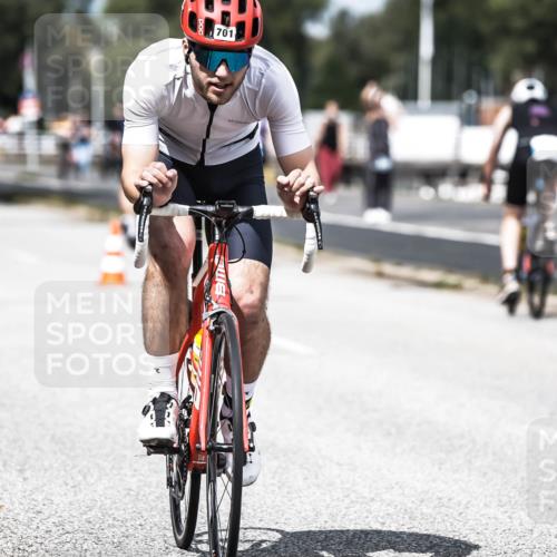 16.08.2026 - KN Förde Triathlon 2026 H.Heesch http://msf.ph/oto/9982115 16.08.2026 12:53:11 Radfahren 561, 701 meine-sportfotos.de