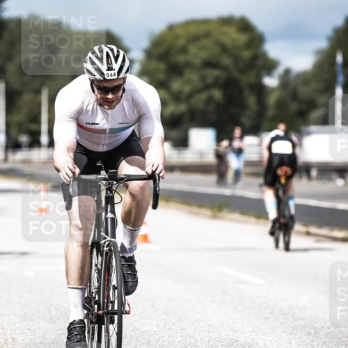 16.08.2026 - KN Förde Triathlon 2026 H.Heesch http://msf.ph/oto/9982172 16.08.2026 12:53:34 Radfahren 544, 575 meine-sportfotos.de