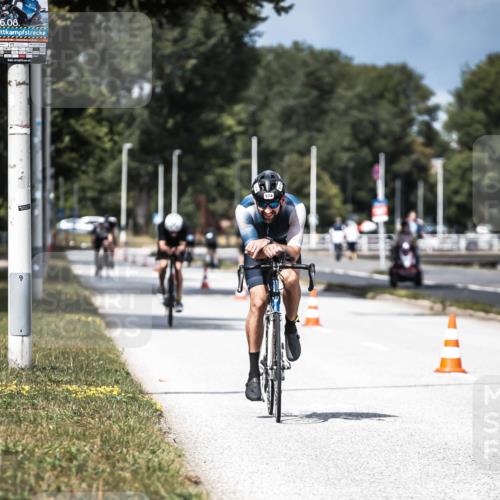 16.08.2026 - KN Förde Triathlon 2026 H.Heesch http://msf.ph/oto/9982220 16.08.2026 12:54:06 Radfahren 505, 545, 574 meine-sportfotos.de