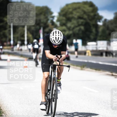 16.08.2026 - KN Förde Triathlon 2026 H.Heesch http://msf.ph/oto/9982255 16.08.2026 12:54:09 Radfahren 505, 545, 574 meine-sportfotos.de