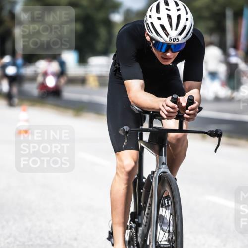 16.08.2026 - KN Förde Triathlon 2026 H.Heesch http://msf.ph/oto/9982266 16.08.2026 12:54:10 Radfahren 505, 545, 574 meine-sportfotos.de