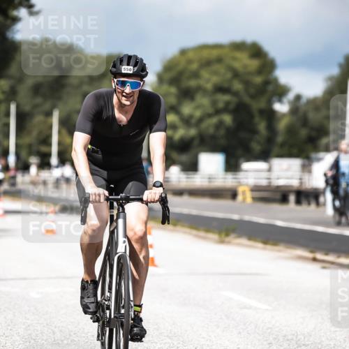16.08.2026 - KN Förde Triathlon 2026 H.Heesch http://msf.ph/oto/9982289 16.08.2026 12:54:17 Radfahren 508, 550, 703 meine-sportfotos.de