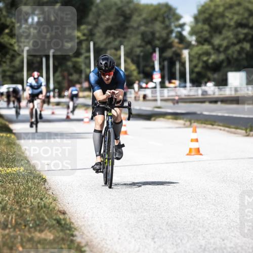16.08.2026 - KN Förde Triathlon 2026 H.Heesch http://msf.ph/oto/9982325 16.08.2026 12:54:42 Radfahren 503, 568, 708 meine-sportfotos.de