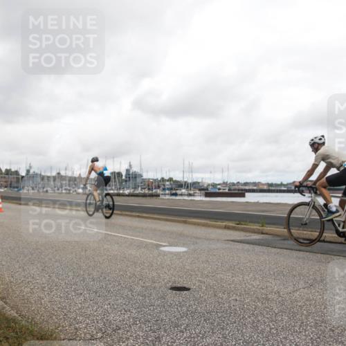 16.08.2026 - KN Förde Triathlon 2026 H.Heesch http://msf.ph/oto/9982526 16.08.2026 11:42:31 Radfahren 357, 425 meine-sportfotos.de