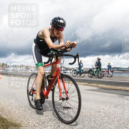 16.08.2026 - KN Förde Triathlon 2026 H.Heesch http://msf.ph/oto/9982717 16.08.2026 12:52:25 Radfahren 503, 541, 598 meine-sportfotos.de