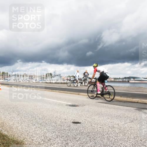 16.08.2026 - KN Förde Triathlon 2026 H.Heesch http://msf.ph/oto/9982728 16.08.2026 12:52:56 Radfahren 538, 548, 562, 580, 705 meine-sportfotos.de
