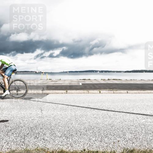 16.08.2026 - KN Förde Triathlon 2026 H.Heesch http://msf.ph/oto/9982845 16.08.2026 12:55:05 Radfahren 196, 523, 555, 586, 721 meine-sportfotos.de
