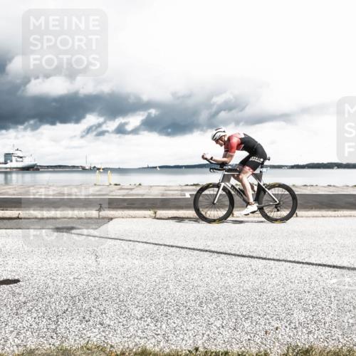 16.08.2026 - KN Förde Triathlon 2026 H.Heesch http://msf.ph/oto/9982848 16.08.2026 12:55:11 Radfahren 523, 705, 706, 733 meine-sportfotos.de