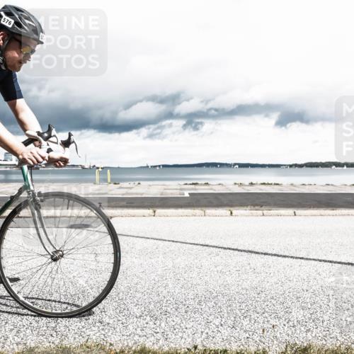 16.08.2026 - KN Förde Triathlon 2026 H.Heesch http://msf.ph/oto/9983089 16.08.2026 13:00:19 Radfahren 551, 576, 701, 732, 735 meine-sportfotos.de