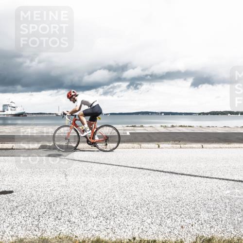 16.08.2026 - KN Förde Triathlon 2026 H.Heesch http://msf.ph/oto/9983102 16.08.2026 13:00:27 Radfahren 551, 577, 578, 601, 602, 701, 736 meine-sportfotos.de