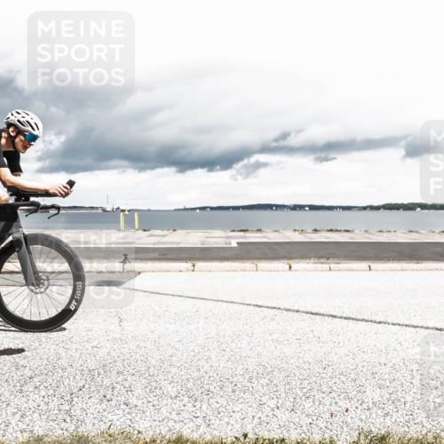 16.08.2026 - KN Förde Triathlon 2026 H.Heesch http://msf.ph/oto/9983175 16.08.2026 13:02:40 Radfahren 502, 505, 557, 599, 701, 707 meine-sportfotos.de