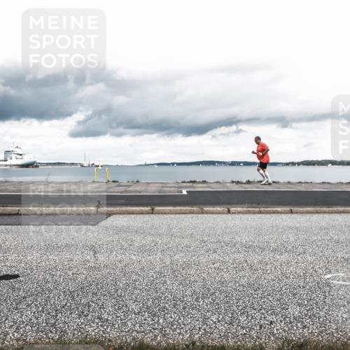 16.08.2026 - KN Förde Triathlon 2026 H.Heesch http://msf.ph/oto/9983247 16.08.2026 13:04:15 Radfahren 571, 606, 721 meine-sportfotos.de