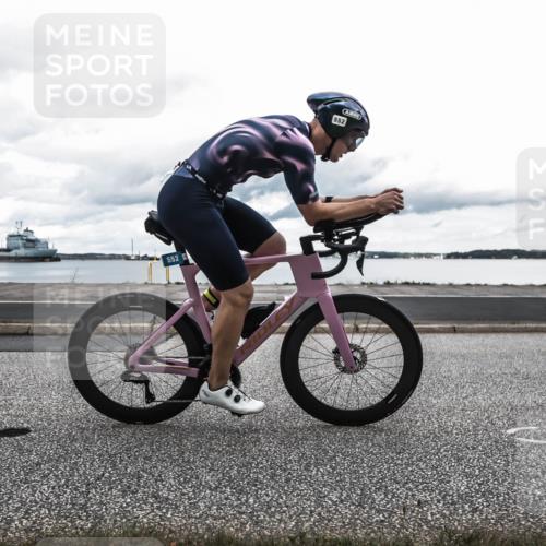 16.08.2026 - KN Förde Triathlon 2026 H.Heesch http://msf.ph/oto/9983467 16.08.2026 13:09:35 Radfahren 552, 596 meine-sportfotos.de