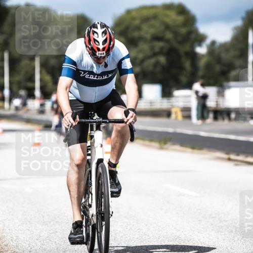 16.08.2026 - KN Förde Triathlon 2026 H.Heesch http://msf.ph/oto/9983543 16.08.2026 12:54:47 Radfahren 532, 566, 708 meine-sportfotos.de