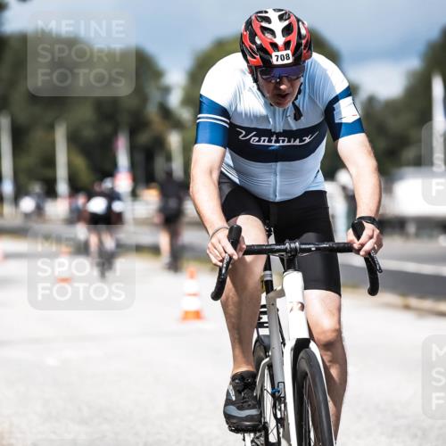 16.08.2026 - KN Förde Triathlon 2026 H.Heesch http://msf.ph/oto/9983551 16.08.2026 12:54:47 Radfahren 532, 566, 708 meine-sportfotos.de