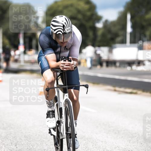 16.08.2026 - KN Förde Triathlon 2026 H.Heesch http://msf.ph/oto/9983566 16.08.2026 12:54:50 Radfahren 532, 566, 708 meine-sportfotos.de