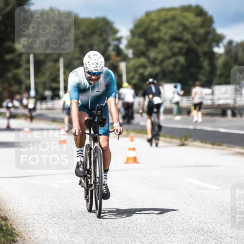 16.08.2026 - KN Förde Triathlon 2026 H.Heesch http://msf.ph/oto/9983646 16.08.2026 12:55:12 Radfahren 705, 706, 711, 733 meine-sportfotos.de