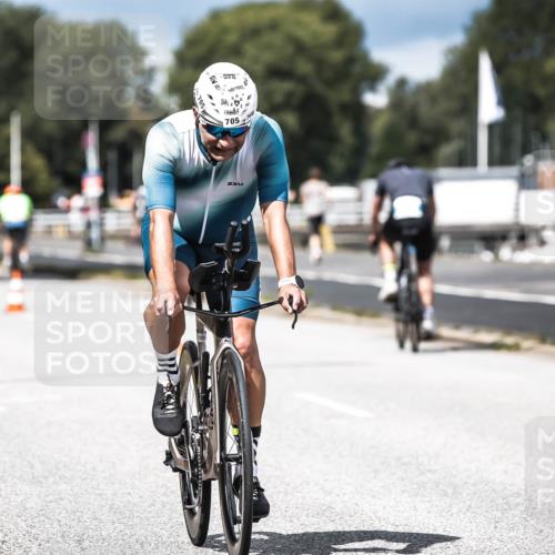 16.08.2026 - KN Förde Triathlon 2026 H.Heesch http://msf.ph/oto/9983655 16.08.2026 12:55:12 Radfahren 705, 706, 711, 733 meine-sportfotos.de