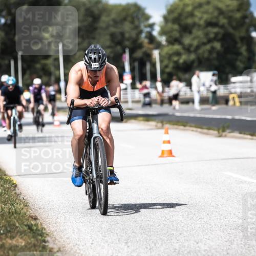 16.08.2026 - KN Förde Triathlon 2026 H.Heesch http://msf.ph/oto/9983674 16.08.2026 12:55:20 Radfahren 502, 514, 572, 587, 711 meine-sportfotos.de