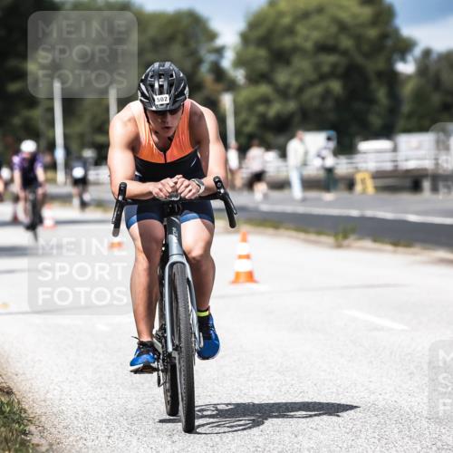 16.08.2026 - KN Förde Triathlon 2026 H.Heesch http://msf.ph/oto/9983681 16.08.2026 12:55:20 Radfahren 502, 514, 572, 587, 711 meine-sportfotos.de