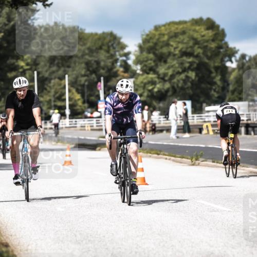 16.08.2026 - KN Förde Triathlon 2026 H.Heesch http://msf.ph/oto/9983706 16.08.2026 12:55:24 Radfahren 502, 546, 572, 587, 719, 720 meine-sportfotos.de