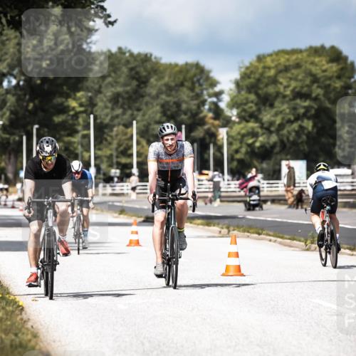 16.08.2026 - KN Förde Triathlon 2026 H.Heesch http://msf.ph/oto/9983801 16.08.2026 12:55:49 Radfahren 517, 561, 562, 569 meine-sportfotos.de