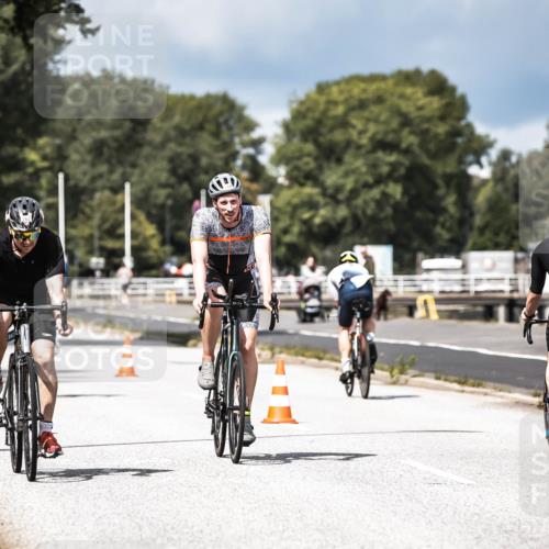 16.08.2026 - KN Förde Triathlon 2026 H.Heesch http://msf.ph/oto/9983809 16.08.2026 12:55:50 Radfahren 517, 561, 562, 569, 740 meine-sportfotos.de