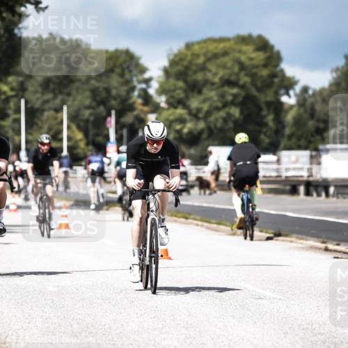 16.08.2026 - KN Förde Triathlon 2026 H.Heesch http://msf.ph/oto/9983854 16.08.2026 12:56:09 Radfahren 512, 567, 573, 585, 714 meine-sportfotos.de