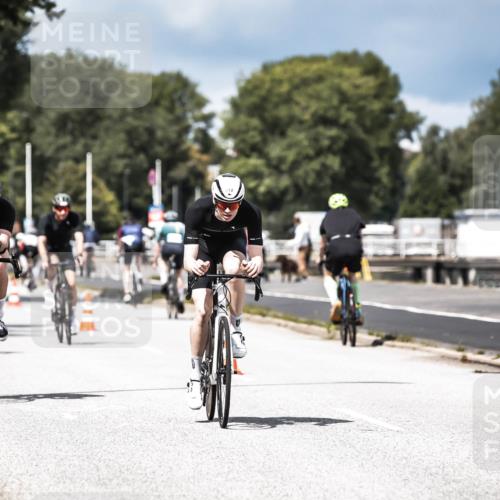 16.08.2026 - KN Förde Triathlon 2026 H.Heesch http://msf.ph/oto/9983855 16.08.2026 12:56:09 Radfahren 512, 567, 573, 585, 714 meine-sportfotos.de