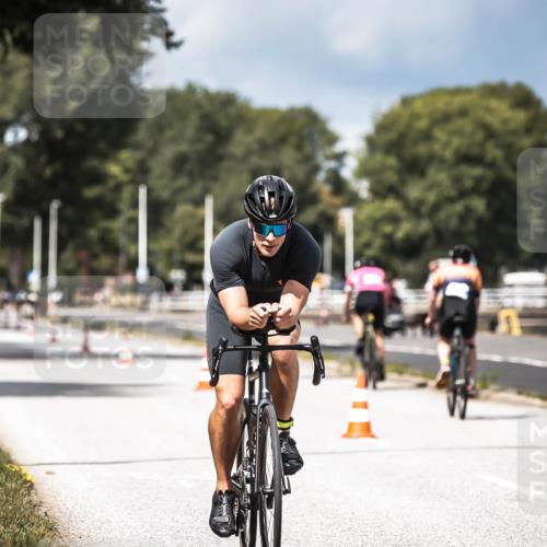 16.08.2026 - KN Förde Triathlon 2026 H.Heesch http://msf.ph/oto/9983902 16.08.2026 12:56:29 Radfahren 508, 528, 540, 571, 584, 611, 715 meine-sportfotos.de