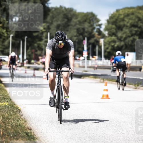 16.08.2026 - KN Förde Triathlon 2026 H.Heesch http://msf.ph/oto/9983925 16.08.2026 12:56:36 Radfahren 545, 725 meine-sportfotos.de