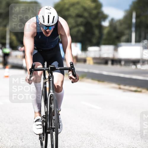 16.08.2026 - KN Förde Triathlon 2026 H.Heesch http://msf.ph/oto/9983961 16.08.2026 12:56:41 Radfahren 518, 521, 545, 718, 723 meine-sportfotos.de