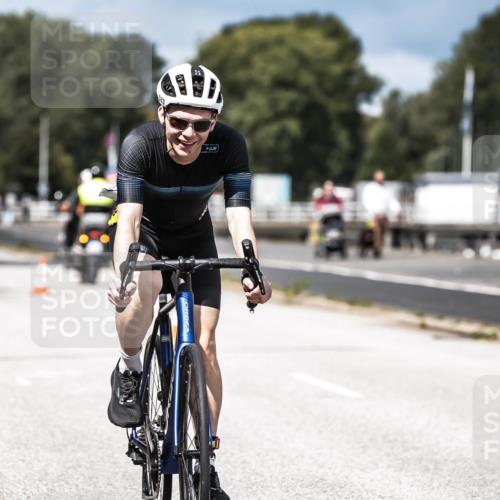 16.08.2026 - KN Förde Triathlon 2026 H.Heesch http://msf.ph/oto/9984009 16.08.2026 12:56:57 Radfahren 511, 583, 745 meine-sportfotos.de