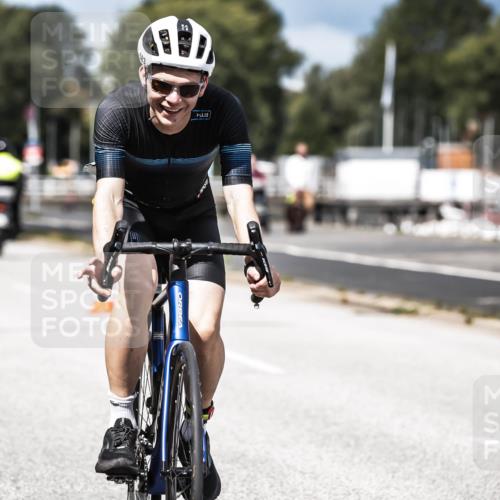 16.08.2026 - KN Förde Triathlon 2026 H.Heesch http://msf.ph/oto/9984013 16.08.2026 12:56:57 Radfahren 511, 583, 745 meine-sportfotos.de