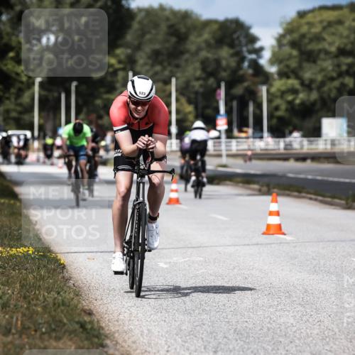 16.08.2026 - KN Förde Triathlon 2026 H.Heesch http://msf.ph/oto/9984037 16.08.2026 12:57:09 Radfahren 519, 523, 527, 530, 543, 579, 581, 706, 721 meine-sportfotos.de
