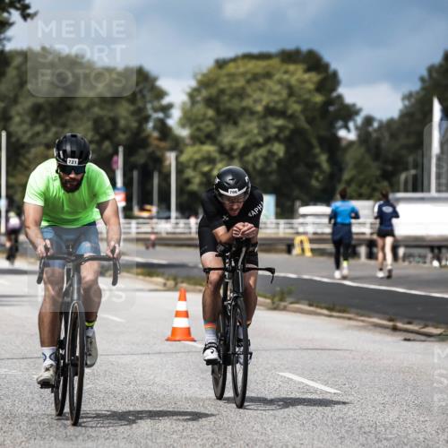 16.08.2026 - KN Förde Triathlon 2026 H.Heesch http://msf.ph/oto/9984065 16.08.2026 12:57:12 Radfahren 519, 523, 530, 543, 581, 603, 706, 721 meine-sportfotos.de