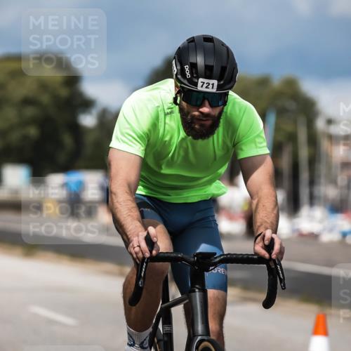 16.08.2026 - KN Förde Triathlon 2026 H.Heesch http://msf.ph/oto/9984077 16.08.2026 12:57:13 Radfahren 519, 523, 530, 543, 603, 706, 721 meine-sportfotos.de