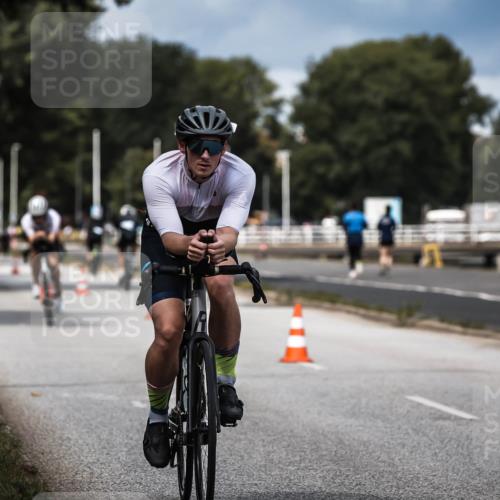 16.08.2026 - KN Förde Triathlon 2026 H.Heesch http://msf.ph/oto/9984087 16.08.2026 12:57:21 Radfahren 196, 501, 507, 514, 566 meine-sportfotos.de