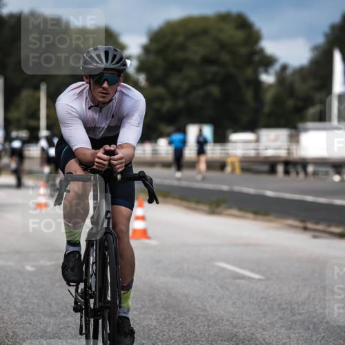 16.08.2026 - KN Förde Triathlon 2026 H.Heesch http://msf.ph/oto/9984092 16.08.2026 12:57:22 Radfahren 196, 501, 507, 514, 520, 565, 566 meine-sportfotos.de