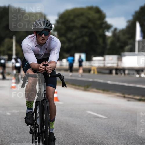16.08.2026 - KN Förde Triathlon 2026 H.Heesch http://msf.ph/oto/9984093 16.08.2026 12:57:22 Radfahren 196, 501, 507, 514, 520, 565, 566 meine-sportfotos.de