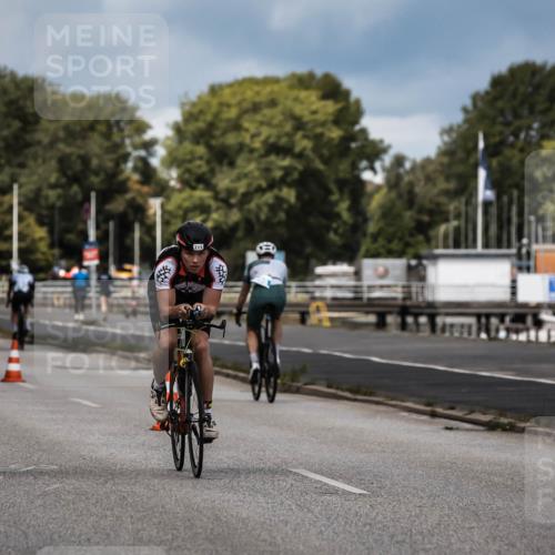 16.08.2026 - KN Förde Triathlon 2026 H.Heesch http://msf.ph/oto/9984168 16.08.2026 12:57:39 Radfahren 576, 586, 711 meine-sportfotos.de