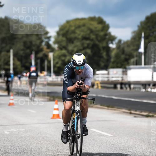 16.08.2026 - KN Förde Triathlon 2026 H.Heesch http://msf.ph/oto/9984209 16.08.2026 12:57:49 Radfahren 362, 534, 746 meine-sportfotos.de