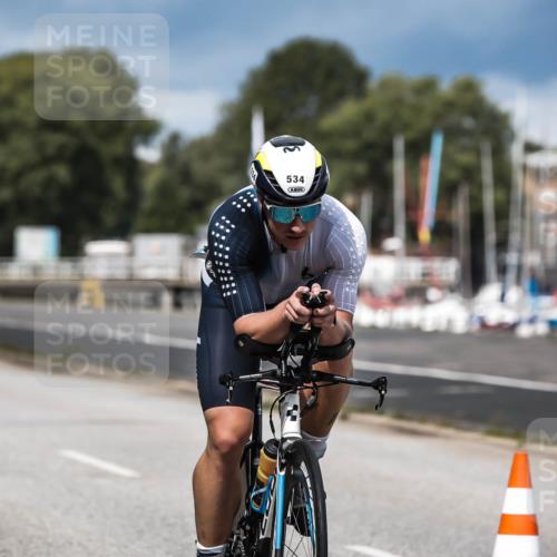 16.08.2026 - KN Förde Triathlon 2026 H.Heesch http://msf.ph/oto/9984220 16.08.2026 12:57:50 Radfahren 362, 534, 542, 746 meine-sportfotos.de