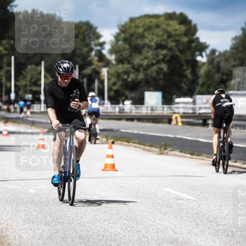16.08.2026 - KN Förde Triathlon 2026 H.Heesch http://msf.ph/oto/9984255 16.08.2026 12:58:02 Radfahren 513, 589, 722, 727, 729, 735, 740 meine-sportfotos.de