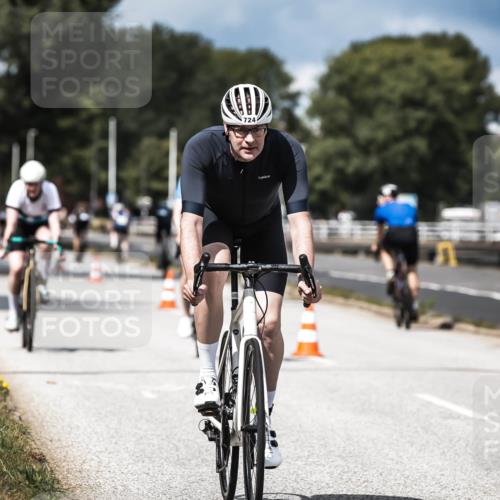 16.08.2026 - KN Förde Triathlon 2026 H.Heesch http://msf.ph/oto/9984302 16.08.2026 12:58:08 Radfahren 509, 720, 722, 724, 727, 735, 740 meine-sportfotos.de