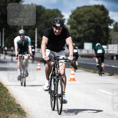 16.08.2026 - KN Förde Triathlon 2026 H.Heesch http://msf.ph/oto/9984348 16.08.2026 12:58:28 Radfahren 547, 572, 596, 600, 716 meine-sportfotos.de