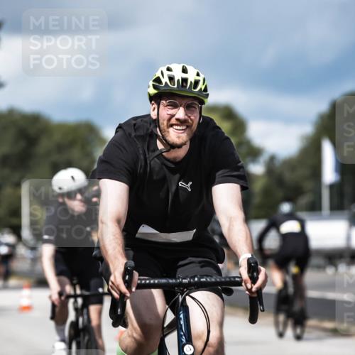 16.08.2026 - KN Förde Triathlon 2026 H.Heesch http://msf.ph/oto/9984387 16.08.2026 12:58:36 Radfahren 528, 540, 547, 552, 611, 704, 714 meine-sportfotos.de