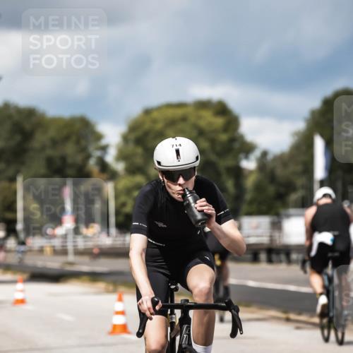 16.08.2026 - KN Förde Triathlon 2026 H.Heesch http://msf.ph/oto/9984390 16.08.2026 12:58:36 Radfahren 528, 540, 547, 552, 611, 704, 714 meine-sportfotos.de