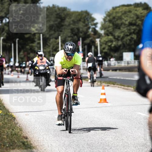 16.08.2026 - KN Förde Triathlon 2026 H.Heesch http://msf.ph/oto/9984412 16.08.2026 12:58:40 Radfahren 528, 552, 611, 714 meine-sportfotos.de